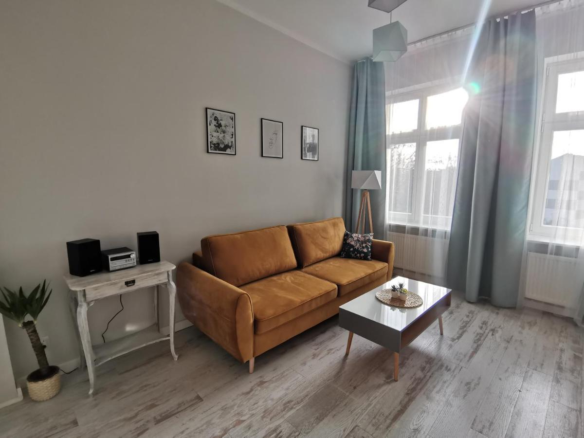 Przytulny Apartament W Centrum Kupiecka-Drzewna Zielona Gora  Luaran gambar