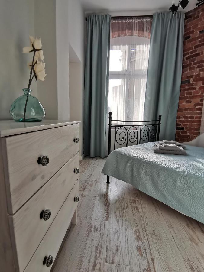 Przytulny Apartament W Centrum Kupiecka-Drzewna Zielona Gora  Luaran gambar